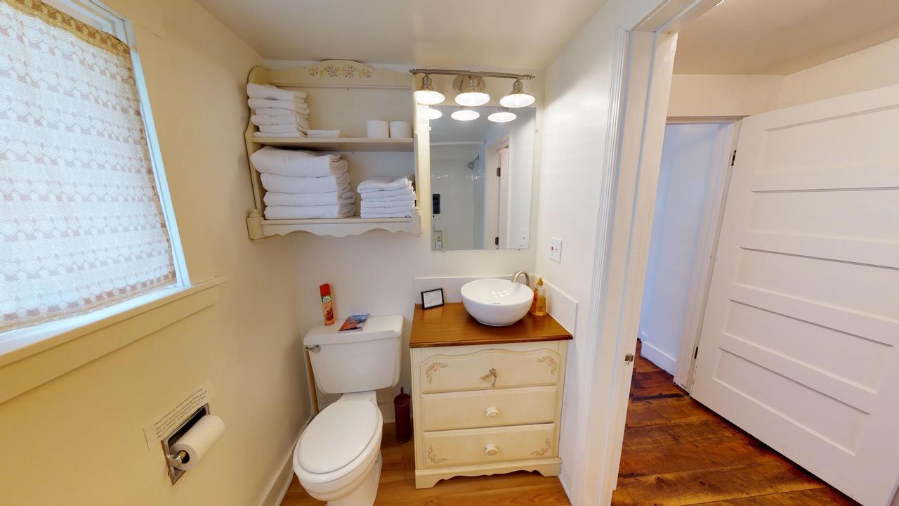 Hot Tub And Grandma'S Cottage, Charming And Nostalgic Blanding Exteriör bild